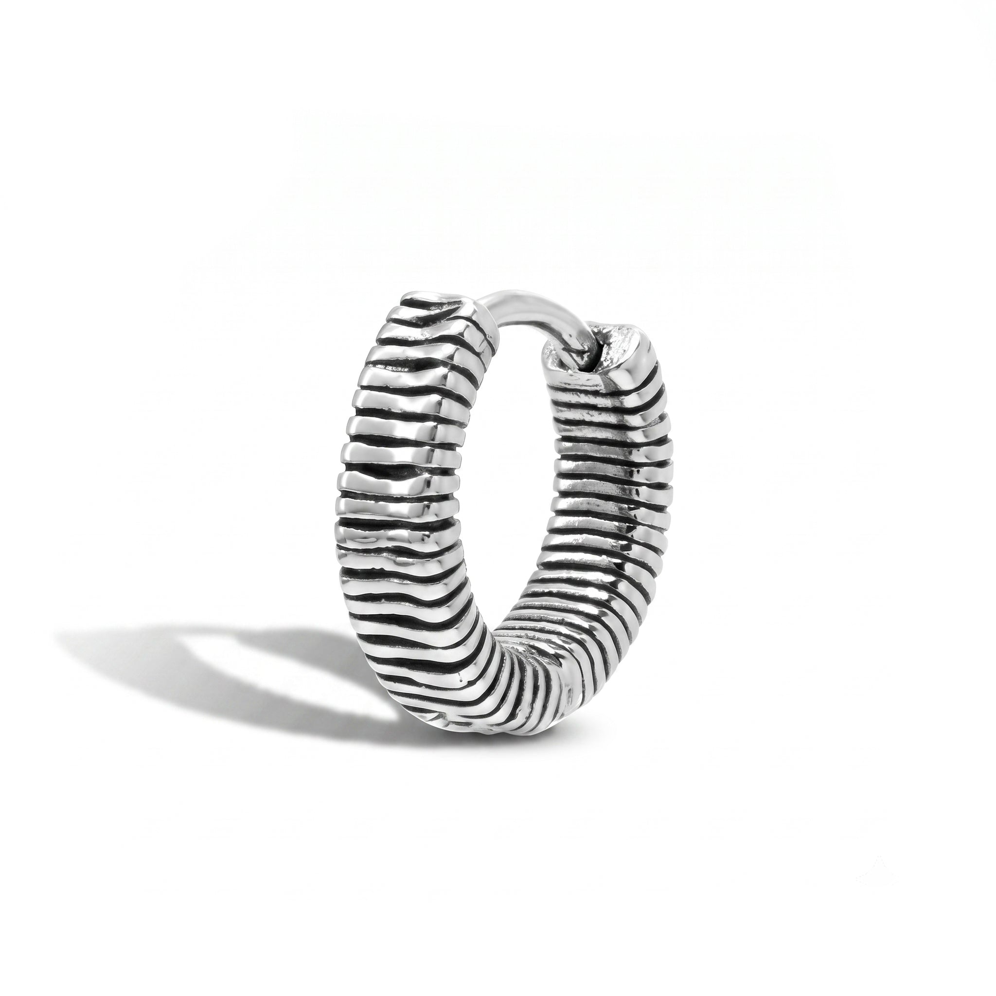 ORECCHINO LINE SILVER
